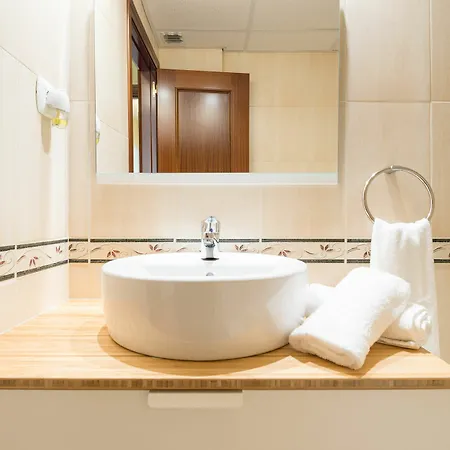 Apartment Suites Picasso *